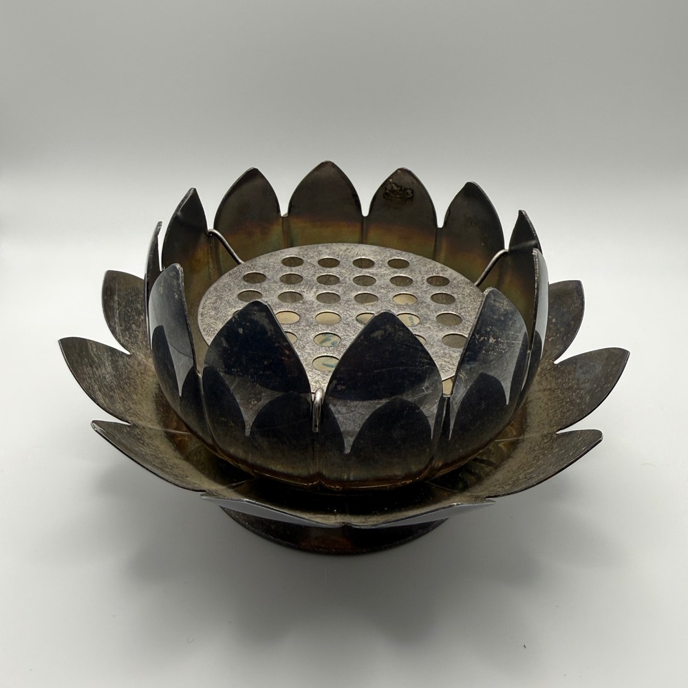 Vintage Leonard Silverplate Lotus Flower Centerpiece #855 Bowl Frog Insert Dip